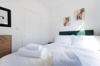 Spacious Retreat at Durham Road - 8