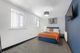New 4BR in Station Road - 8