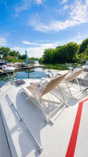 Escapade en Bateau terrasse mini spa option payante - 9