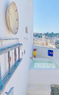 Terrazze Porta Nova terrace and panoramic bathtub - 8