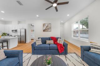Ultimate Tampa Stay Dual Units 6BR Sleeps 17 - 2