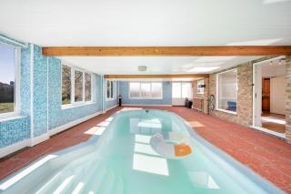 Thetford Retreat with pool, Jacuzzi, parking, Wi-Fi - 0
