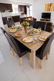 Modern villa, 4 bedrooms, private pool, close to Coral bay strip - Peyia - 6