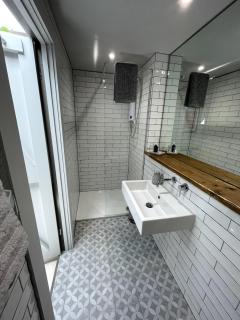 Studio 77 Cheltenham - 5