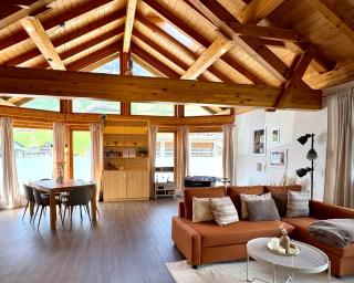 Louisa's Loft -Whirlpool - Berge & Wandern - Abendruhe - familien- & gruppenfreundlich - 1h von Zürich - 0
