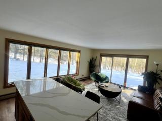The Robert Frost Trail Lodge - 8