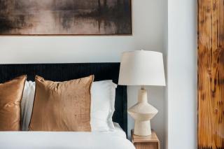 22-4A Sleek Modern 1BR Gramercy - 5
