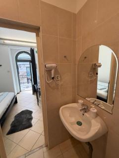 Panzió Apartments - 4