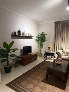 Cozy stay near 5A & u venues - 9