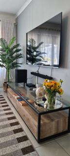 777 Shalom Villa - 4