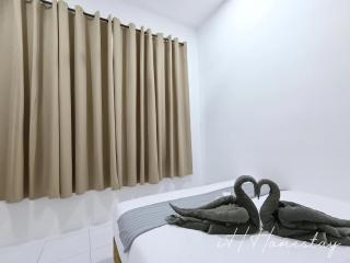 Camellia Sri Austin By iH Home - 5