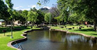 Family Home alongside river - De Hollandsche Molen - 6