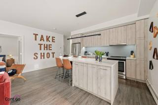 Trendy Boutique Condo, Near University, 5 min DT - 7