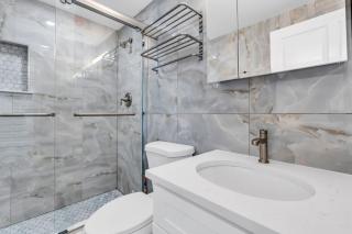 1BR, Free Parking, Steps to the Boardwalk - 7