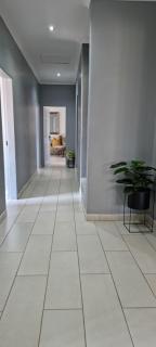 777 Shalom Villa - 2