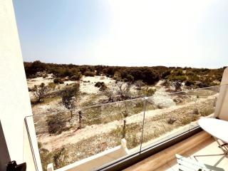 3 Bedroom Villa, Forest View, Walk to Beach & Parking - 4