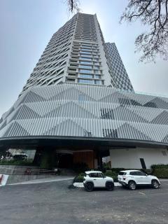 The Holiday 2612A - 3