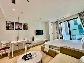 The Holiday 2612A - 1