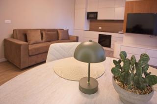 Perla's Apartment Durrës Centre - 9