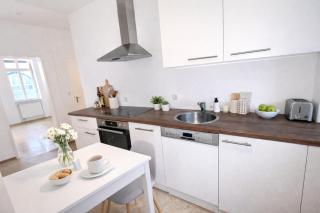 Co-Living Room in shared apartment OF-GL-A-01-03 - 2