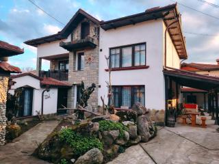 Къща за гости Бащин дом - 0