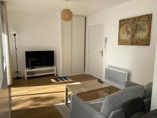 Nice bright 1 bedroom apartment with balcony - N3 - 4