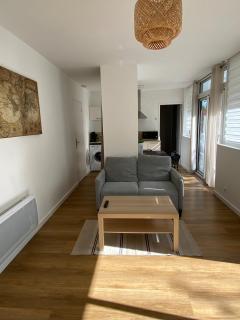 Nice bright 1 bedroom apartment with balcony - N3 - 8