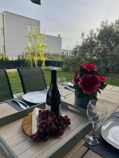 Luxury Garden Apartment Kaštela - 8