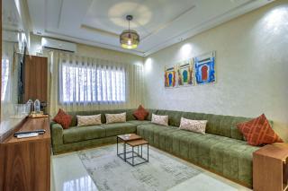 Spacious Apartment Fès City Center & Train Station kar1 - 5