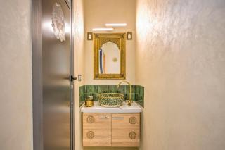 Spacious Apartment Fès City Center & Train Station kar1 - 3