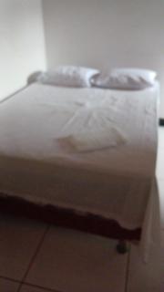 Quarto aconchegante com banheiro externo - 0