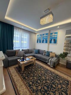 Luxury Apartment - 4