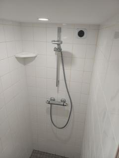 Jolie maison de campagne au bord d'un ruisseau - 4