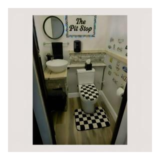 The Checkered Flag Inn - 2