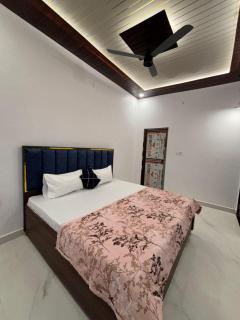 Suryavanshi Guest House - 6