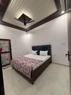 Suryavanshi Guest House - 1