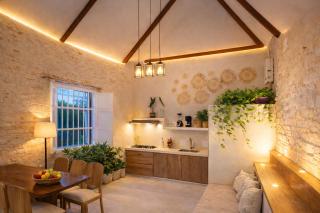 Casa Alegre- Colonial House 1789 Jacussi, Old City - 6