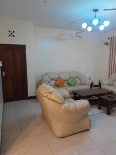 Fully serviced 3-Bedroom Olympic Pool, Garden & Beach Access - 7