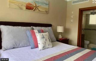 Beachfront 1BR , Playa Turquesa, Beach Access - 3