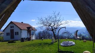 Dušanovac Panorama House - veliko dvoriste, 2 rostilja, pogled na Rasku - 8