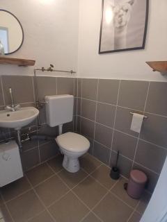 Schlaffass - kleiner Berghof im bayerischen Wald - 7