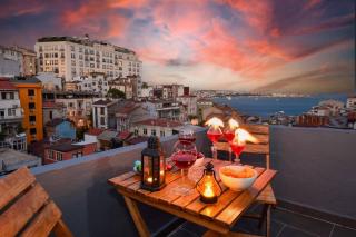 Bosphorus View Private Terrace Taksim Cihangir Apartment - 8