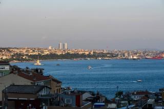 Bosphorus View Private Terrace Taksim Cihangir Apartment - 7