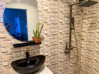 Classy Studio apt close to Airport - 1