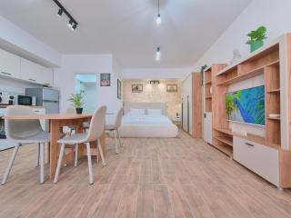 Central Comfort Suites - Geo8 - 2