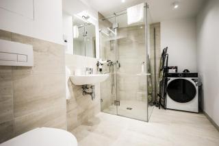 2-Room Apartment with Terrace Near Vienna International Centre - 1