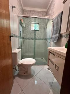 Quarto privativo perto do aeroporto - 1