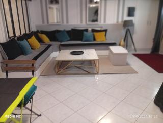 Large Studio in a cozy house - 8