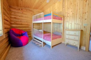 Adventure Hideaway I 4BR Cabin with Mountain Charm - 2