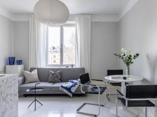 Elegant Scandinavian 2BR in Trendy Kallio - 1